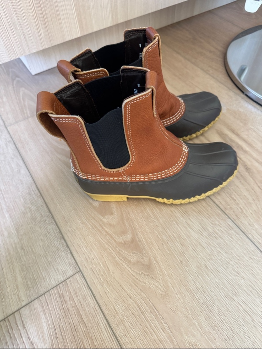 L.L.Bean rubber/leather Chelsea boots size 8 - Picture 3 of 9